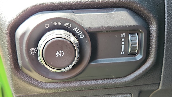 2025 Jeep Wrangler Sport S photo 10