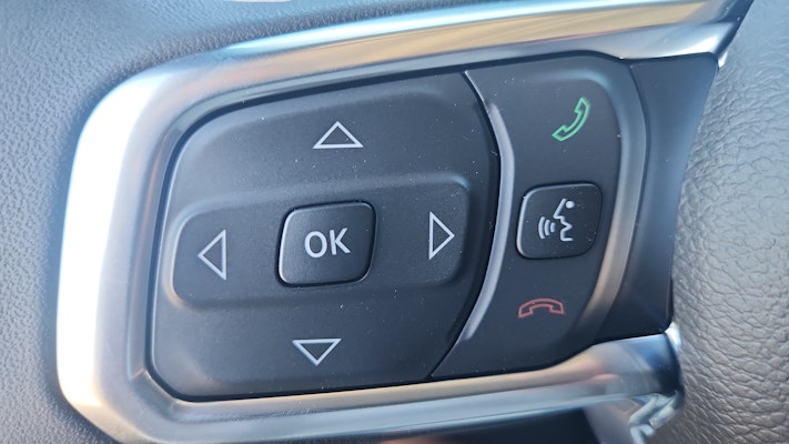 2025 Jeep Wrangler Sahara photo 20