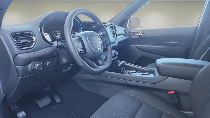 2025 Dodge Durango GT photo 9
