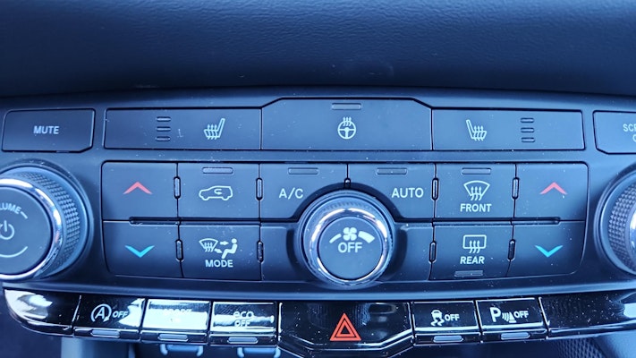 2025 Dodge Durango GT photo 14