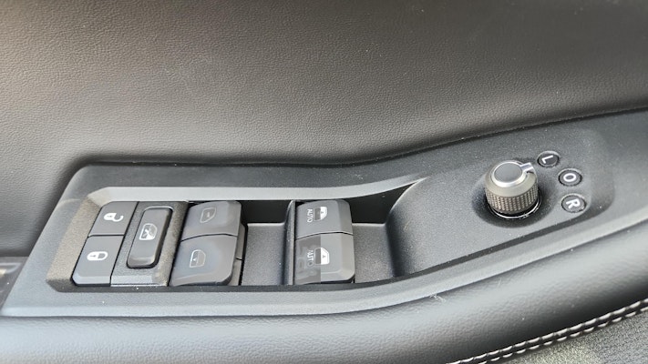 2025 Jeep Grand Cherokee Altitude X photo 19