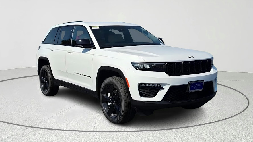 2025 Jeep Grand Cherokee Summit Reserve photo 3