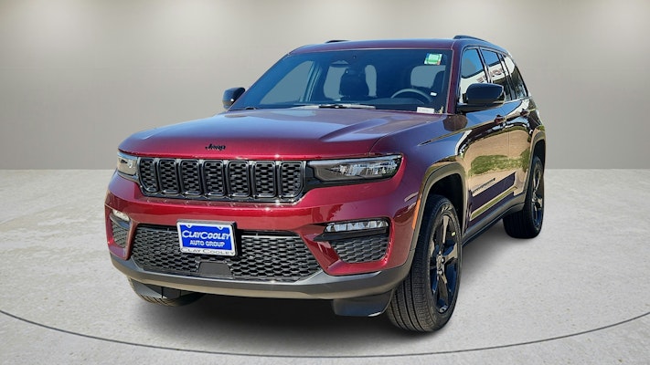 2025 Jeep Grand Cherokee Limited photo 3
