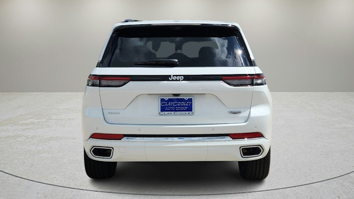2025 Jeep Grand Cherokee Overland photo 6