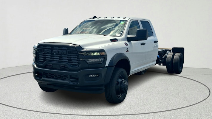 2025 Ram 5500 Tradesman photo 4